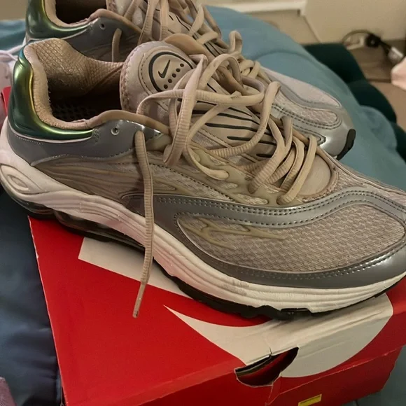 Air tuned max cream iron gray - Picture 1 of 1